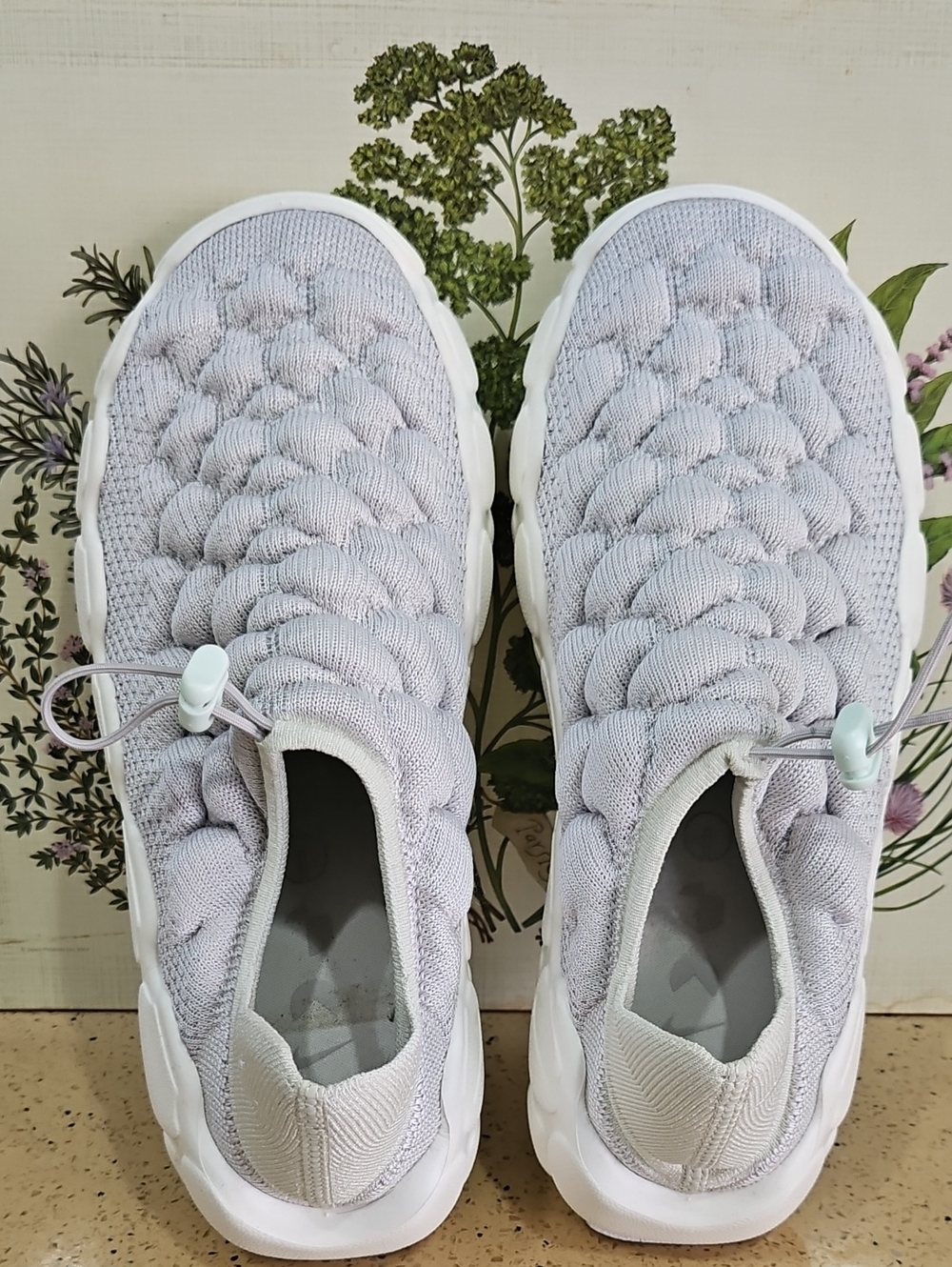 Nike Flyknit Haven Light Gray Slip-On Sneakers - Comfortable Everyday Shoes